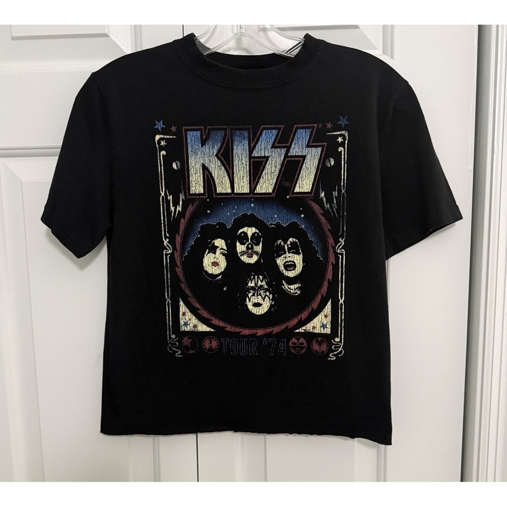 Kiss T Shirt Unisex XS Black Cotton Crew Neck Graphic Print Tour 74 Rock Pop